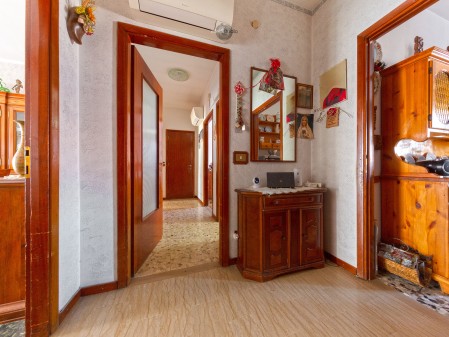 Ampio appartamento in centro s