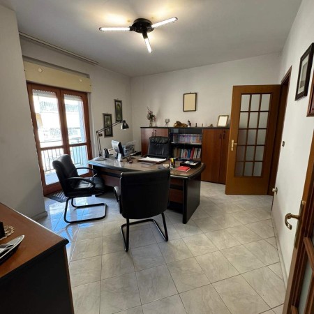 Fittasi ufficio - Casoria