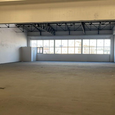 Affittasi capannone industrial