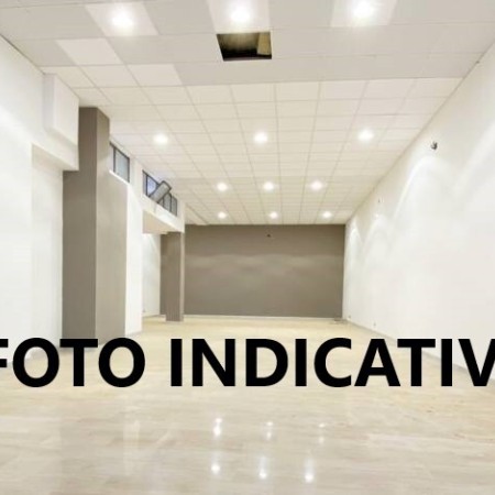 Affittasi locale commerciale c