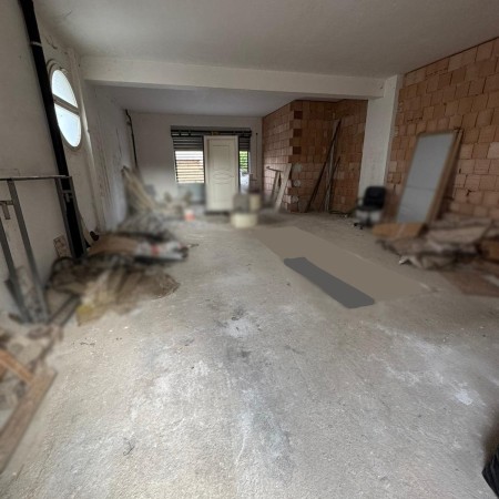 Affittasi locale commerciale d