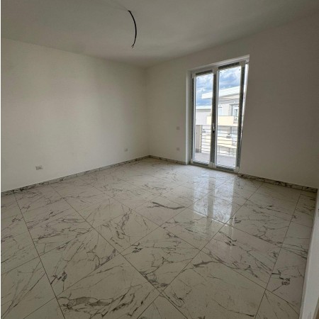 Vendesi appartamento di nuova 