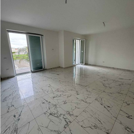 Vendesi appartamento di nuova 