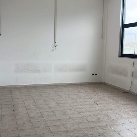 Affittasi ufficio - Napoli