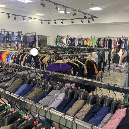 Vendesi Capannone Commerciale 