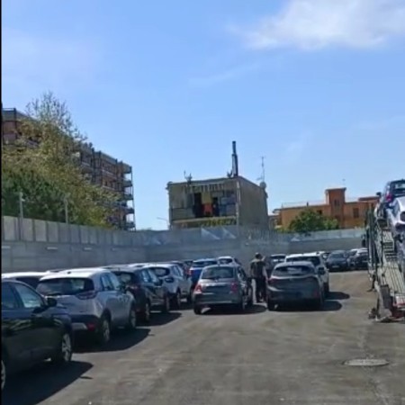 Fittasi Terreno Uso Parcheggio