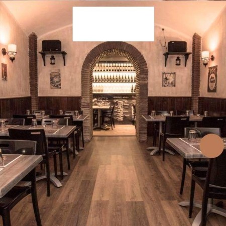 Vendesi locale commerciale Nap