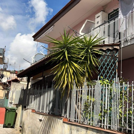 Vendesi appartamento - Agnano