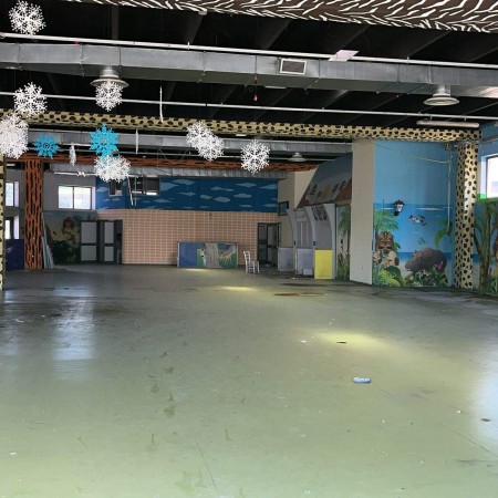 Fittasi locale commerciale Tev