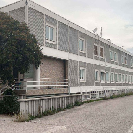 Fittasi capannone industriale 