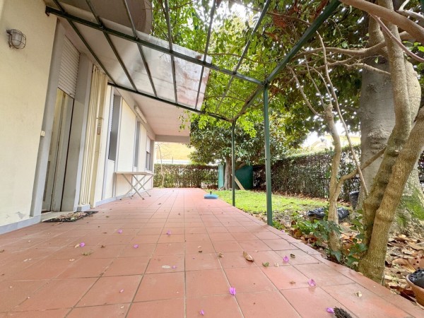 Riferimento 1E1507 - Appartamento in Vendita a Viareggio