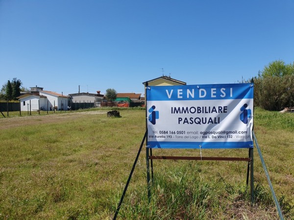 Riferimento 1W4501 - Terreno Agricolo in Vendita a Viareggio