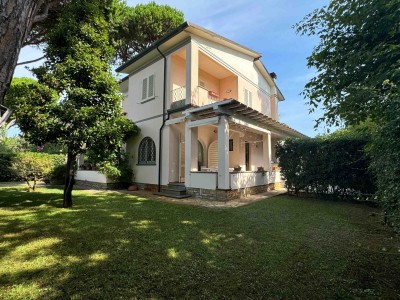 Dettagli immobile Villa in Vendita a Pietrasanta