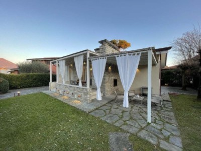 Marina di Pietrasanta - in aff...