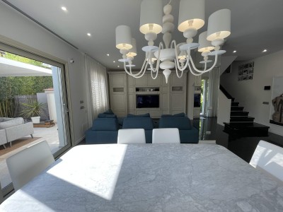Dettagli immobile Villa in Affitto a Pietrasanta