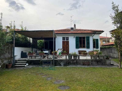 Marina di pietrasanta – in a