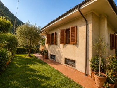 Ampia Villa con Giardino a 5 M...
