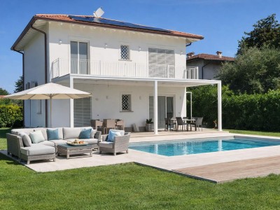 Pietrasanta - in vendita villa...