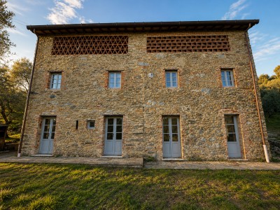 Esclusivo Casale Toscano con V...