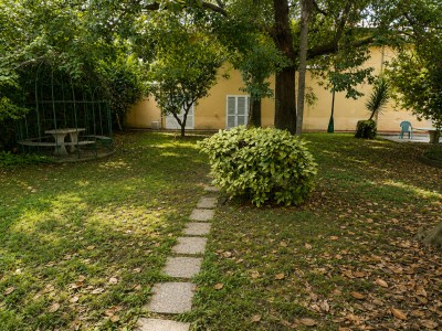 Dettagli immobile Villa Bifamiliare in Vendita a Pietrasanta