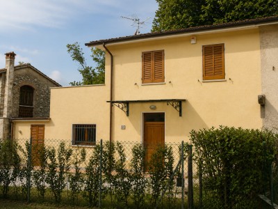 Villetta bifamiliare a due pas...