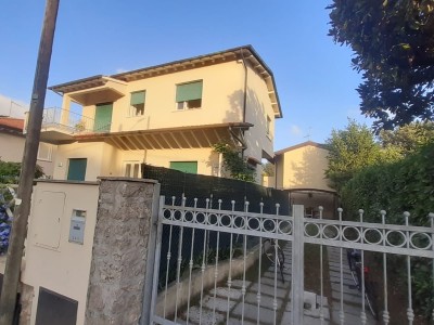 Appartamento a tonfano a 200 m