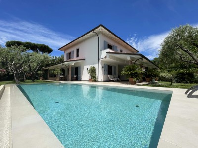 Dettagli immobile Villa in Affitto a Pietrasanta