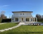 Villa con piscina e dependance