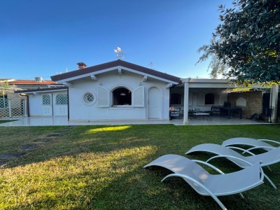 Elegante villa singola tutta a