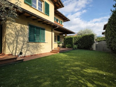 Dettagli immobile Villa in Vendita a Pietrasanta