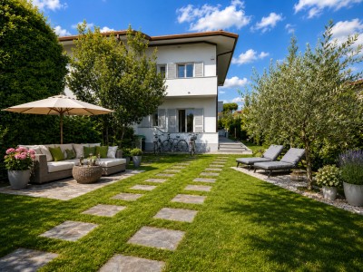 Villa bifamiliare completament...