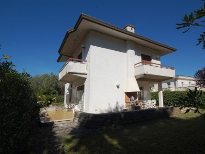 Dettagli immobile Villa Singola in Vendita a Pietrasanta