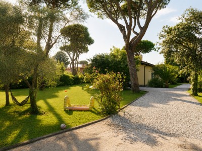 Forte dei Marmi – Villa sing...