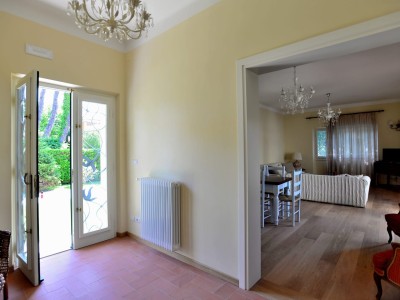 Dettagli immobile Villa Singola in Affitto a Forte Dei Marmi
