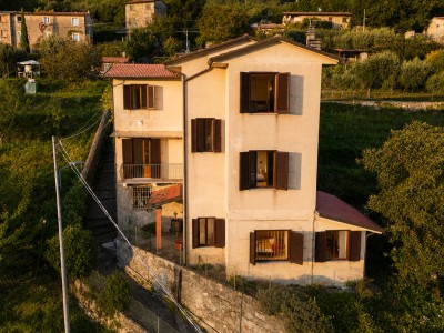 Capezzano Monte – Affascinan...