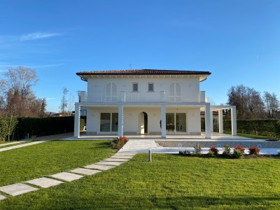 Marina di Pietrasanta - in aff...