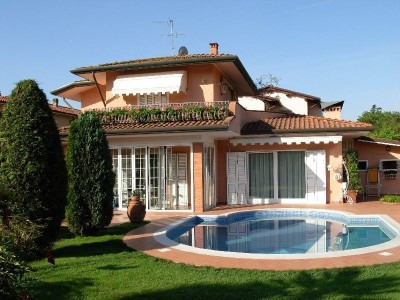 Dettagli immobile Villa in Affitto a Pietrasanta