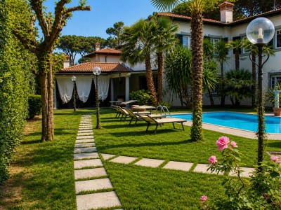 Dettagli immobile Villa in Vendita a Forte Dei Marmi