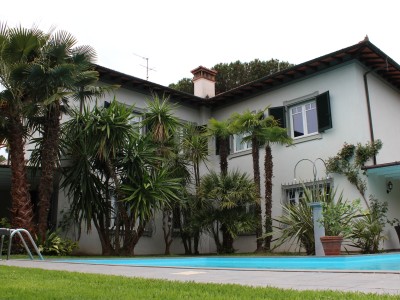 Dettagli immobile Villa in Vendita a Forte Dei Marmi