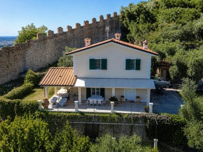 Dettagli immobile Detached Villa for Sale in Pietrasanta