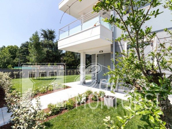 Foto anteprima F 152 U6