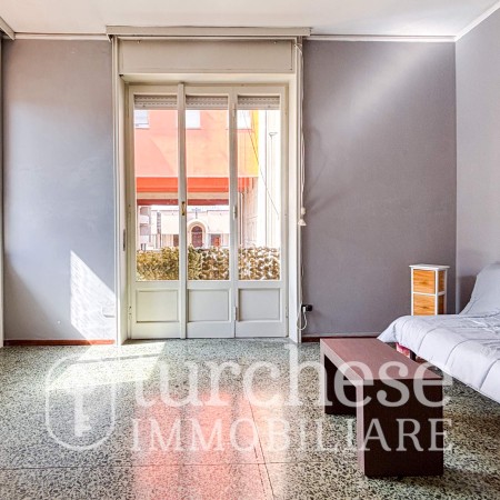 GRANDE TRILOCALE CON CANTINA, 