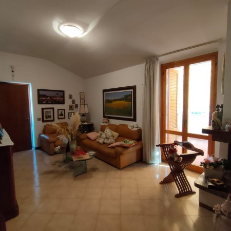 Grazioso Appartamento in Vendi
