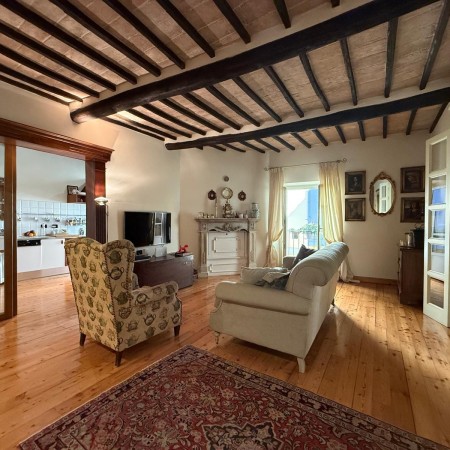 Attico Ristrutturato di 146 mq