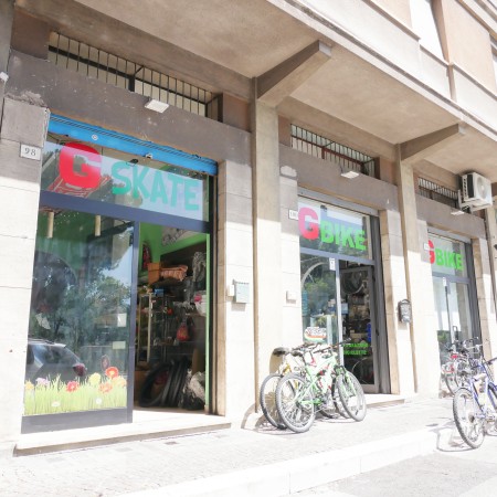 LOCALE COMMERCIALE NEL CENTRO 
