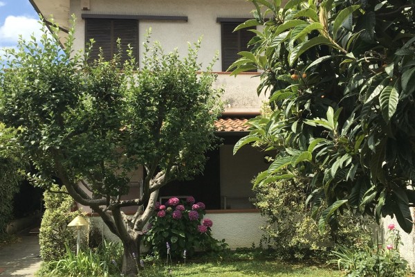 Villa Bifamiliare