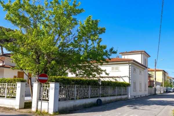 Villa Bifamiliare
