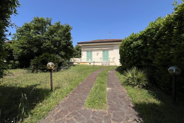 Villa Bifamiliare