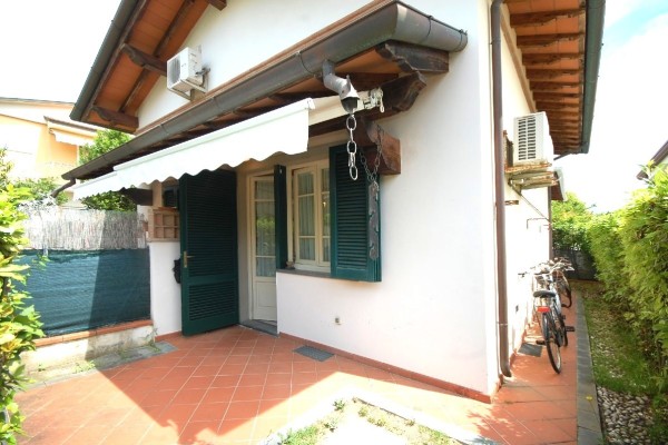 Villa Bifamiliare
