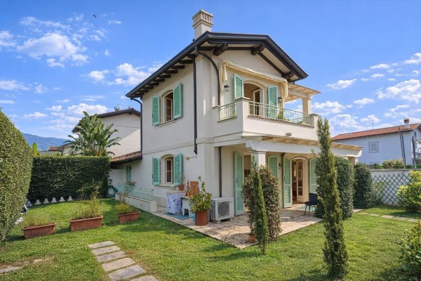 Villetta A Schiera In Vendita 